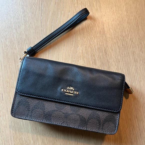 Black & Brown Coach Wristlet Clutch Brand New - Picture 1 of 10